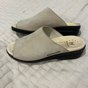 Mephisto Women's Beige Mules